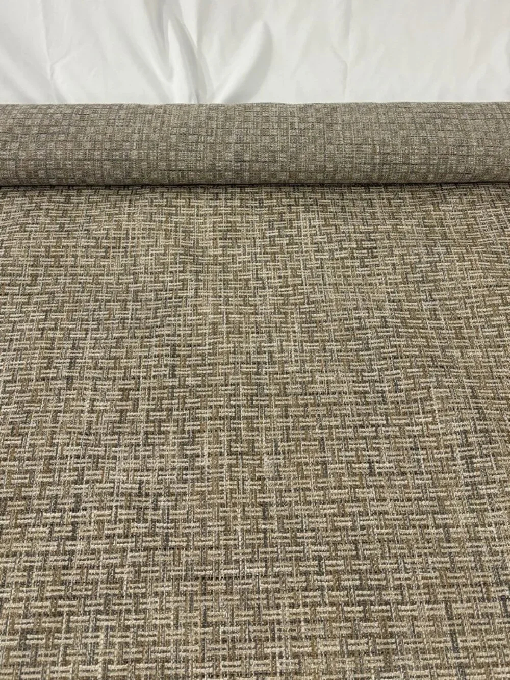 ROMO Heskin Twine 5Y Luxury Linen Upholstery Fabric - MSRP $550